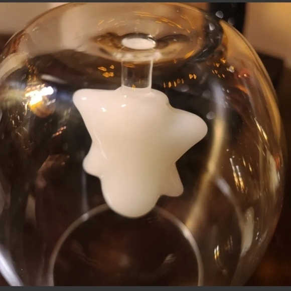 2 FLOATING Smiling GHOST Hand Blown 3D Whimsical HALLOWEEN Stemless WINE GLASSES - Picture 5 of 7